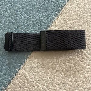 Black whoop knit band